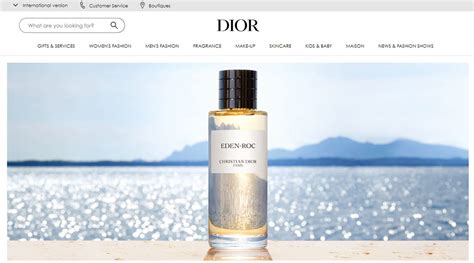 dior fashion website.